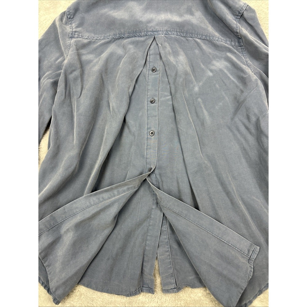 AJ‎ Andrea Jovine Blouse Large Full Button Long Sleeve Blue Silky Classic - Picture 4 of 7